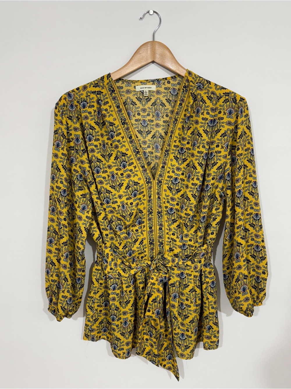 WSH60 {Max Studio} Yellow Black Floral Paisley Tie Front Elastic Waist Blouse